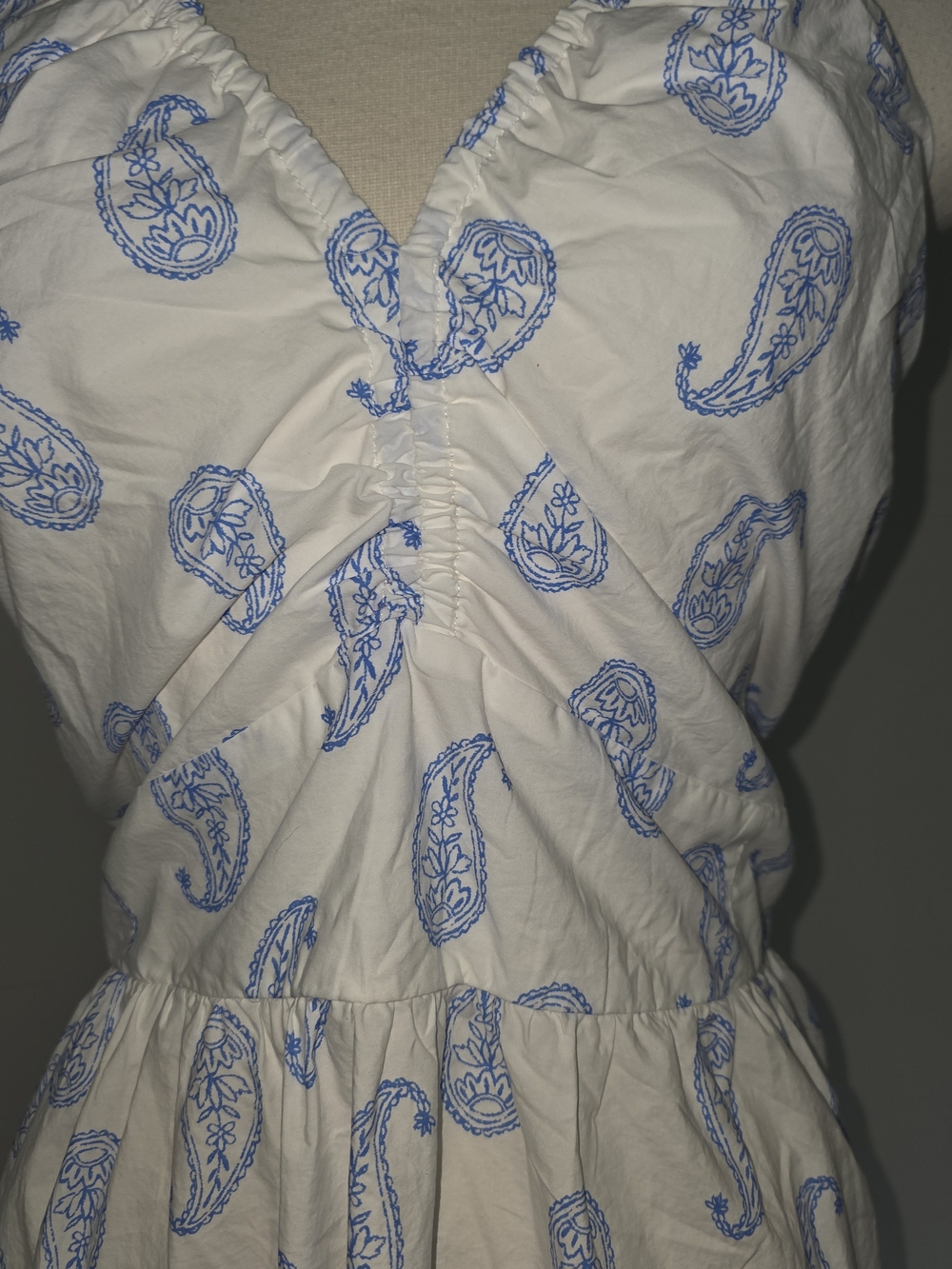 Universal Thread White Maxi Halter Dress with Blue Paisley Plus Size 4X - Picture 5 of 16
